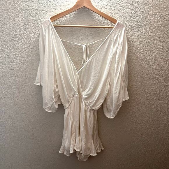 SOLD Free People Nerea Romper White Gauze Wrap Flutter Sleeve Boho Festival 2/28 - Picture 4 of 8